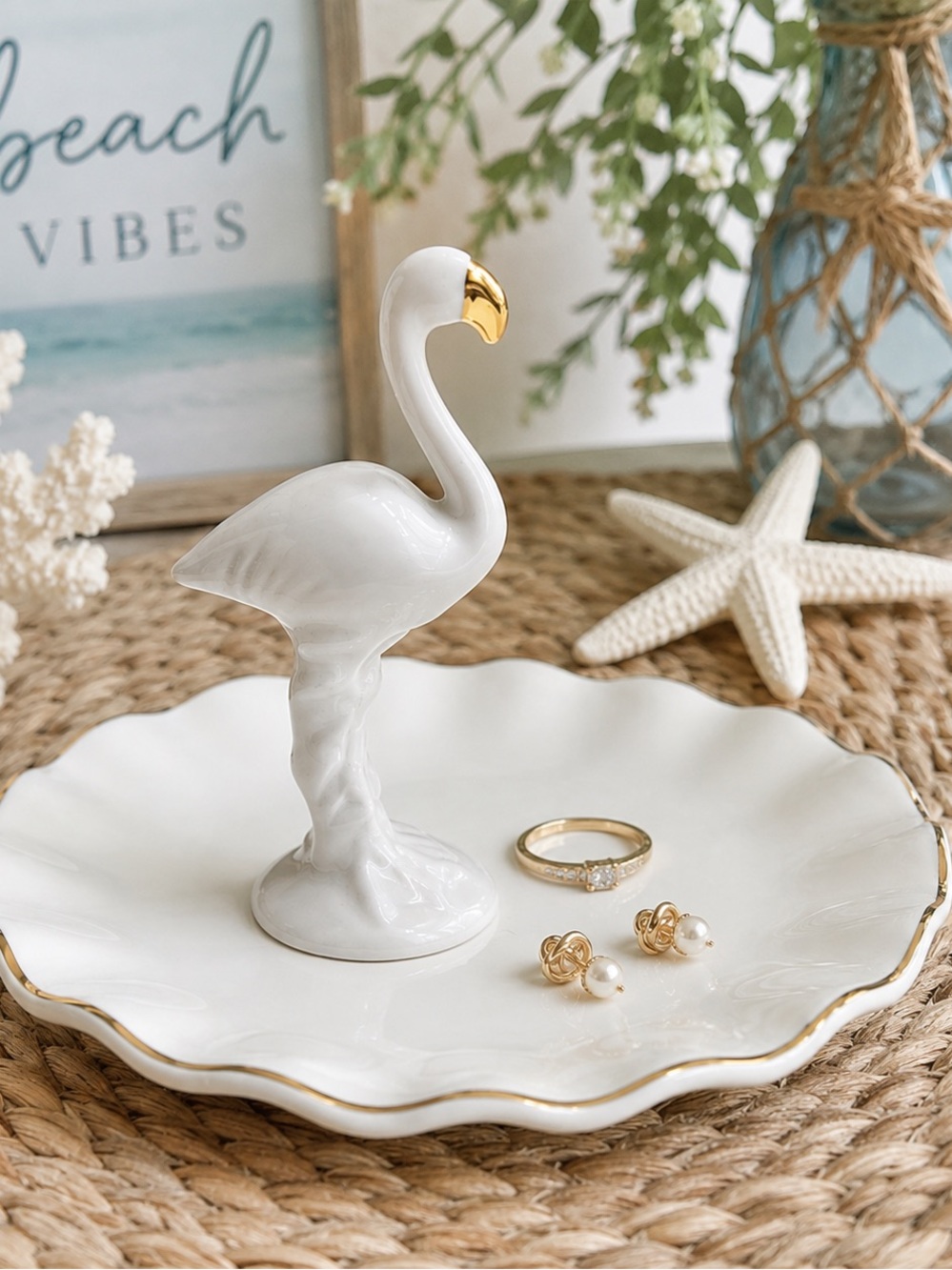 Tri-Coastal Flamingo Ring Holder Jewelry Dish White Porcelain Gold Trim  Decor
